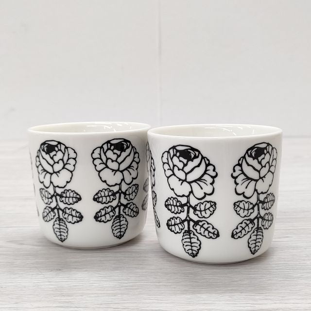 marimekko Vihkiruusu ヴィヒキルース ラテマグ 2個セット マグカップ ホワイト ブラック レディース マリメッコ【中古 –  ブランド古着の専門店gee,jee（ジージー）