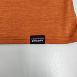 patagonia メンズロングスリーブキャプリーンクールデイリーグラフィックシャツ（ランズ） 24AW オレンジ メンズ パタゴニア【中古】5-1014M♪