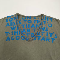 MARTIN MARGIELA 初期 エイズT ここのえ KOKONOE 333-39250 Vネック 半袖Ｔシャツ カットソー カーキ メンズ マルタンマルジェラ【中古】5-0806S♪