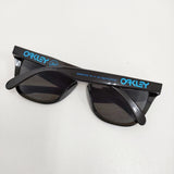 OAKLEY/FRAGMENT Frogskins 定価25190円 0OO9245 サングラス 23SS ブラック メンズ オークリー/フラグメント【中古】5-0902G♪