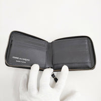 COMME des GARCONS Silver Eyelet Full Zip Around Wallet レザー 二つ折り財布 ブラック メンズ コムデギャルソン【中古】5-0930G♪
