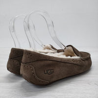 UGG 未使用品 アンスレーモカシン 25cm Ansley 1106878 ボア シューズ・靴 ブラウン レディース アグ【中古】4-0104T◎