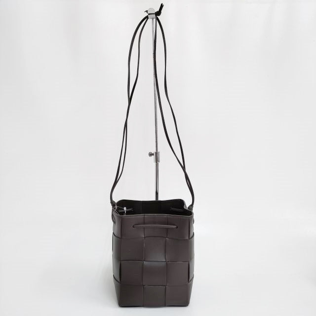 【BOTTEGA VENETA】イントレチャート スモール カセットバッグ BOTTEGA VENETA Cassette イントレチャートレザー スモール