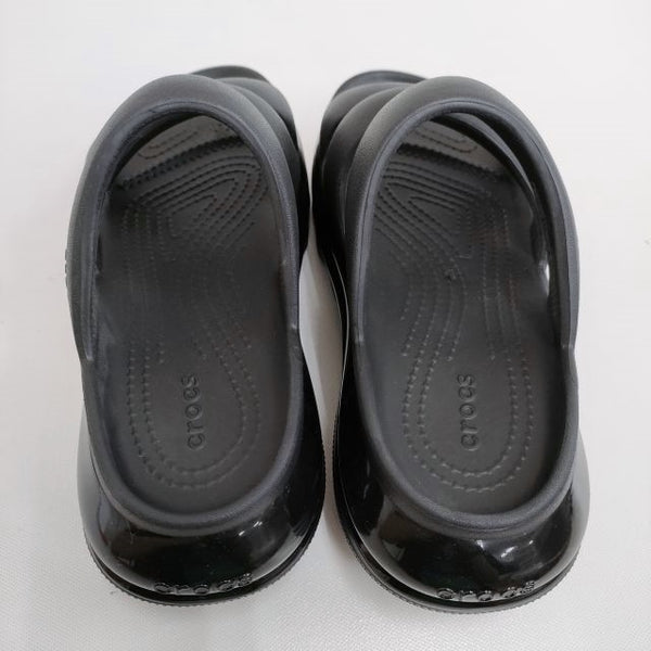 crocs メガクラッシュトリプルストラップ サイズM4/L6 22cm