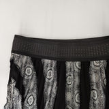 VIVIENNE TAM プリーツ 裾レース ロングスカート ブラック ホワイト レディース ヴィヴィアンタム【中古】5-0224M∞