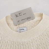 CIOTA 新品 Cable-knit Sweater サイズ4 KNLM-102 定価35200円 セーター コットン ニット 23AW ホワイト メンズ シオタ【中古】4-0927M♪