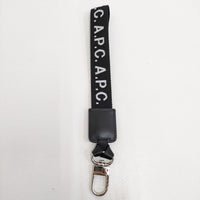 A.P.C. porte clefs logo NOIR レザー 定価9900円 キーホルダー ブラック レディース アーペーセー【中古】4-0929G♪