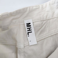 MHL. UNEVEN COTTTON CANVAS 595-2243501 コットンテーパード パンツ 22AW オフホワイト レディース エムエイチエル【中古】5-0203G∞