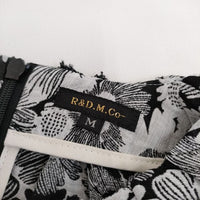 R&D.M.Co- JACQUARD DAISY NO SLEEVE DRESS ベルト付き ノースリーブドレス ジャガードデイジー  ワンピース ブラック ホワイト レディース オールドマンズテーラー【中古】5-0505S∞