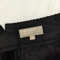 MARGARET HOWELL 8 WALE CORDUROY コーデュロイパンツ 578-1243002 サイズ1 パンツ 2021AW ブラック マーガレットハウエル【中古】4-1116T△