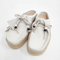 Clarks 新品 WallabeeCup Lo 定価24200円 ミュール サンダルワラビー ラバークレープソール サイズUK4 ミュール ベージュ レディース クラークス【中古】5-0615M◎