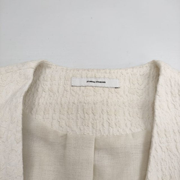 JOURNAL STANDARD ジャガードベスト 定価17600円 ジレ ベスト 23SS オフホワイト ジャーナルスタンダード 5-0602M 252598 JOURNAL STANDARD - JOURNAL STANDARD ジャガードベスト 定価