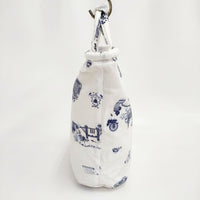 R&D.M.Co- マルシェバッグ LONDON BLUE WILLOW MARCHE BAG TALL 琺瑯プレート PVC コーティング トートバッグ ホワイト ネイビー レディース オールドマンズテーラー【中古】5-0802G∞