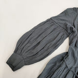 Ameri VINTAGE SHIRRING PLEATS DRESS レース 刺繍 サイズM ワンピース 20SS ブルーグレー レディース アメリヴィンテージ【中古】5-0216M♪