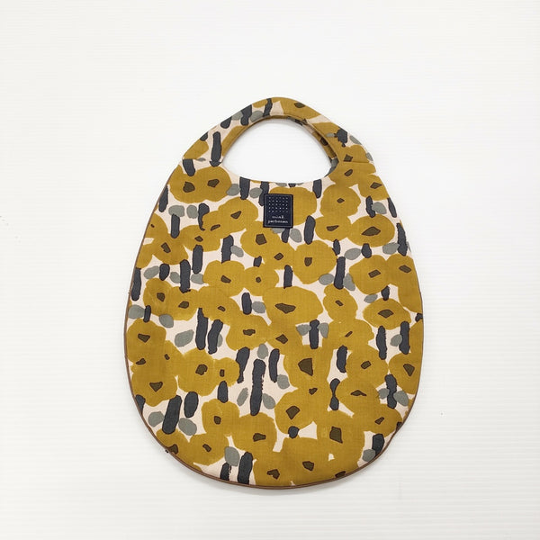 mina perhonen sonata エッグバッグ eggbag oa9944 トートバッグ オウド色 レディース ミナペルホネン【中古】5-0707G◎