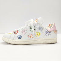 adidas Pride Pack Love Unites 花刺繍 サイズ24cm スニーカー ホワイト 多色 レディース アディダス【中古】5-0223G◎