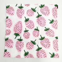 marimekko 新品 Mansikka マンシッカ イチゴ 50×50 定価6050円 クッションカバー インテリアその他 ピンク ホワイト レディース マリメッコ【中古】5-0217G◎