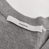 FRAMeWORK ツイスト天竺VネックT 定価12100円 24070220327020 半袖Ｔシャツ カットソー 24SS グレー レディース フレームワーク【中古】5-0702S∞