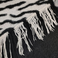 AMERI FRINGE ZEBRA KNIT ゼブラ柄 フリンジ セーター ニット ホワイト ブラック レディース アメリ【中古】5-0906T∞
