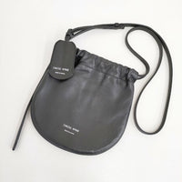HYKE/CHACOLI leather drawstring bag レザー 巾着 スモールサイズ ショルダーバッグ ブラック レディース ハイク/チャコリ【中古】5-0929G∞
