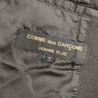COMME des GARCONS HOMME PLUS 変形 バックルベルト ポリ縮絨  PE-J064 ジャケット AD2019 ブラック メンズ コムデギャルソンオムプリュス【中古】5-0406M∞