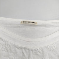 HOUSECOAT ハウスコート リネン 花 フラワー 刺繍 長袖Ｔシャツ カットソー ロンＴ ホワイト レディース【中古】5-0601M∞