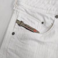 DIESEL 新品 BELTHER ストレッチスキニーホワイトデニム Ｗ28 デニムパンツ ホワイト レディース ディーゼル【中古】5-0513G♪