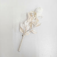 la fleur 新品 a2455 わたしたちへ カネコアヤノ コサージュ 定価16500円 ブローチ ホワイト レディース ラフルール【中古】5-0401G♪