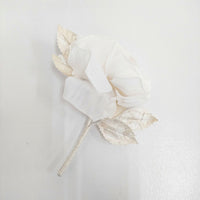 la fleur a2458 naomi コサージュ 定価19800円 ブローチ ホワイト レディース ラフルール【中古】5-0401G♪
