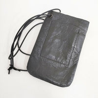 ARTS&CRAFTS VEGETABLE HORSE LEATHER FLAT SHOULDER S 定価14300円 レザーポシェット ショルダーバッグ ブラック レディース アーツ&クラフツ【中古】5-0802G∞