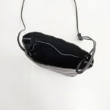 ARTS&CRAFTS VEGETABLE HORSE LEATHER FLAT SHOULDER S 定価14300円 レザーポシェット ショルダーバッグ ブラック レディース アーツ&クラフツ【中古】5-0802G∞