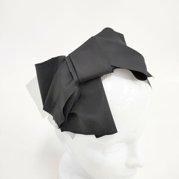 sugri 未使用 リボンカチューシャ 定価11000円 ヘアアクセサリー ブラック レディース スグリ【中古】5-0707G◎