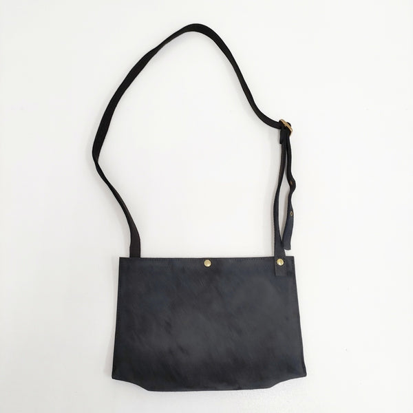 ironari 未使用品 BOOK BAG レザー 定価30800円 ショルダーバッグ ブラック メンズ イロナリ【中古】5-0819G◎