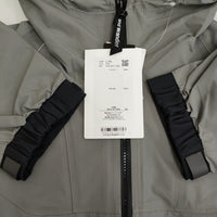 and wander 新品 loose fitting rain jacket L/XL 定価74800円 574-4211198 ナイロンジャケット グレー メンズ アンドワンダー【中古】5-0610M♪