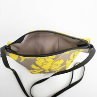 Herve Chapelier 2885F ナイロン舟型ショルダーバッグS アラベスク マスティック ゴールド 定価32780円 ショルダーバッグ ベージュ イエロー レディース エルベ・シャプリエ【中古】5-0726G◎