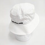 Vivienne Westwood オーブ刺繍 バケットハット ユニセックス ムーンバット サイズM～S ハット ホワイト レディース ヴィヴィアンウエストウッド【中古】5-0913G◎