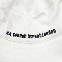 Vivienne Westwood オーブ刺繍 バケットハット ユニセックス ムーンバット サイズM～S ハット ホワイト レディース ヴィヴィアンウエストウッド【中古】5-0913G◎