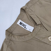 MHL. 595-0153500 GARMENT DYE BASIC POPLIN コットン バンドカラー 長袖シャツ ベージュ レディース エムエイチエル【中古】5-1004M∞