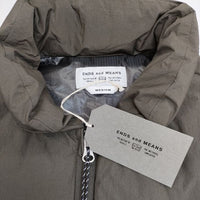 ENDS and MEANS 新品 定価60500円 M ナイロン ダウンベスト 24AW AfricanBLK カーキ メンズ エンズアンドミーンズ【中古】5-0820T∞