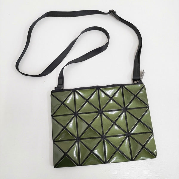BAO BAO ISSEY MIYAKE LUCENT サコッシュ 定価30800円 BB33-A0282 ポシェット グリーン レディース バオバオイッセイミヤケ【中古】5-0710G♪