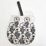 mina perhonen zs9003 hanakaze pear bag 刺繍 ペアーバッグ 巾着 トートバッグ ホワイト ブラック レディース ミナペルホネン【中古】5-0718G♪