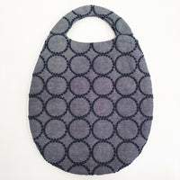 mina perhonen 新品 zs9011 tambourine エッグバッグ 定価12100円 刺繍 トートバッグ ネイビー レディース ミナペルホネン【中古】5-0718G♪