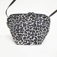 Herve Chapelier ナイロン舟型ショルダーバッグSパンサーブラン 定32780円 2885F ブラック ベージュ レディース エルベシャプリエ【中古】5-0815G♪