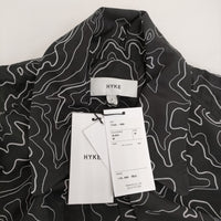 HYKE 新品 CONTOUR LINE TRENCH COAT サイズ1 定価85800円 17441 トレンチコート 24SS ブラック ホワイト レディース ハイク【中古】5-0815M♪