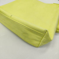 zattu マイクロファイバースエード ショルダーバッグ イエロー レディース ザッツ【中古】5-0829G♪