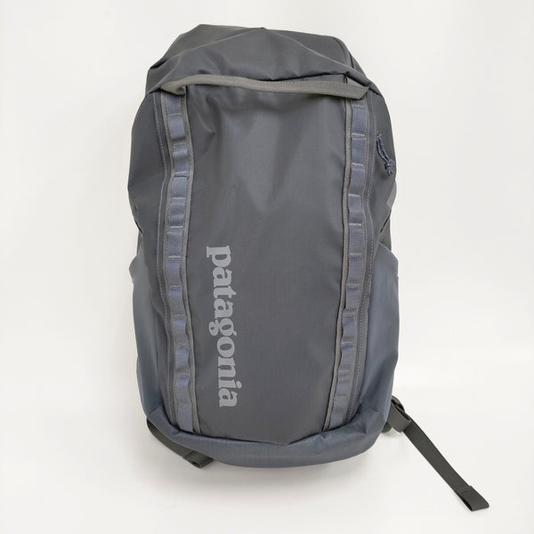 patagonia ブラックホールパック 32L 定価24200円 49302 リュック・デイパック グレー メンズ パタゴニア【中古】5-0908G♪