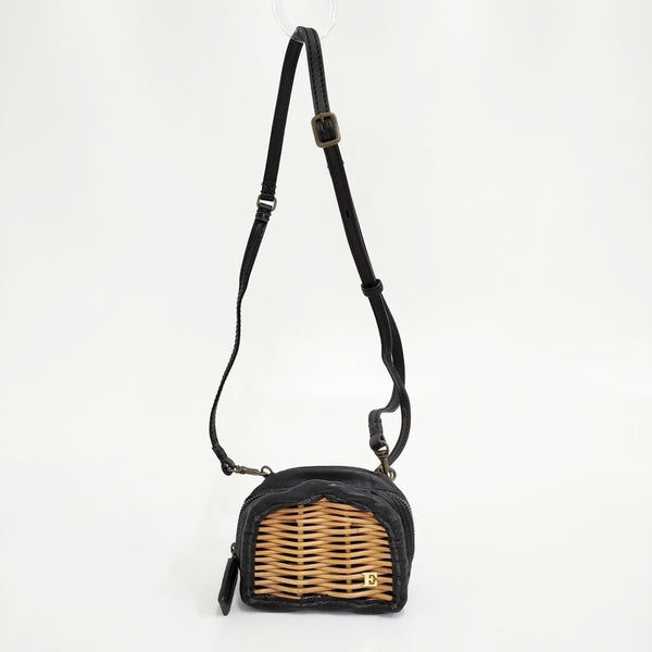 ebagos ウォレットショルダーミニ 牛ソフト ショルダーベルト 籐付き財布 定価35200円 ショルダーバッグ ベージュ ブラック レディース エバゴス【中古】5-1027G◎