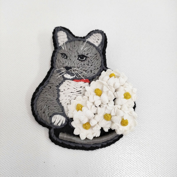 la fleur Jay 猫のジェイ ブローチ 定価46200円 c2505 ブローチ グレー レディース ラフルール【中古】5-1011G♪