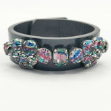 petite robe noire ラインストーン ビジュー レザー ブレスレット 濃紺 ネイビー マルチカラー レディース プティローブノアー【中古】5-1130G∞