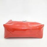 BEAMS HELLO KITTY ハローキティ 新品 50周年 刺繍バッグ 定価14300円 缶バッチ付き トートバッグ レッド レディース ビームス【中古】5-1128G◎